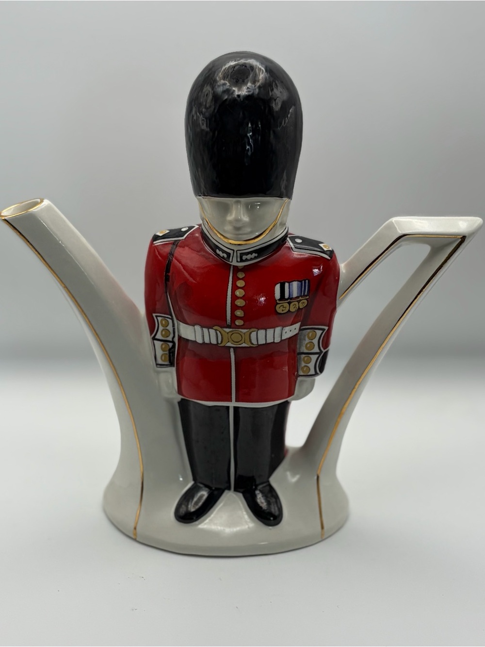 Vintage James Sadler Horseguards Guardsman Novelty Teapot made in England